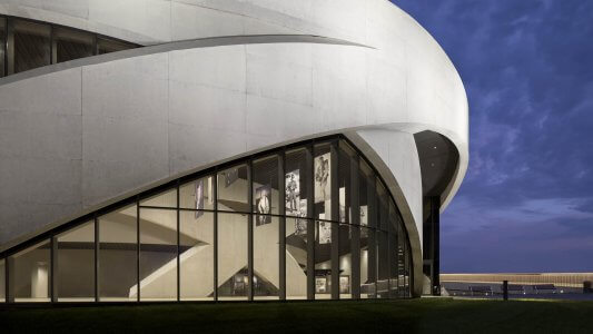 National veterans memorial and museum mullions