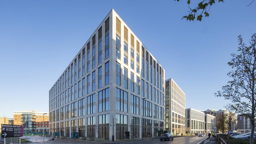 Storefronts - TB60 Facade System - Wellington Place Office Development - Leeds