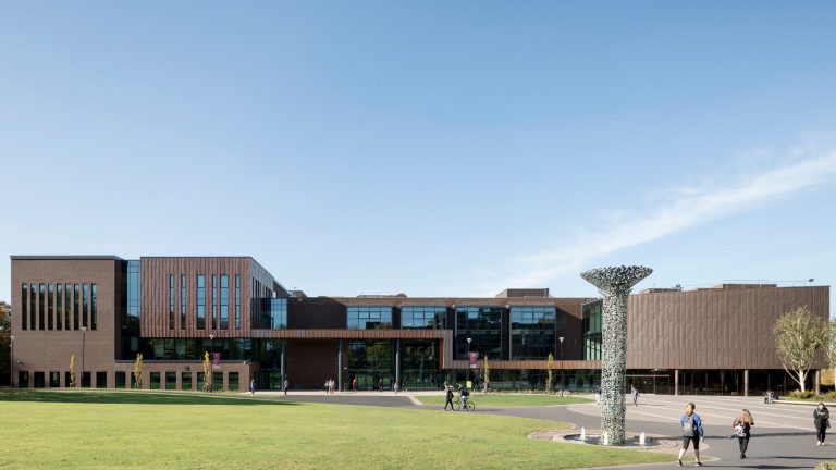 University of Limerick - apa facade systems
